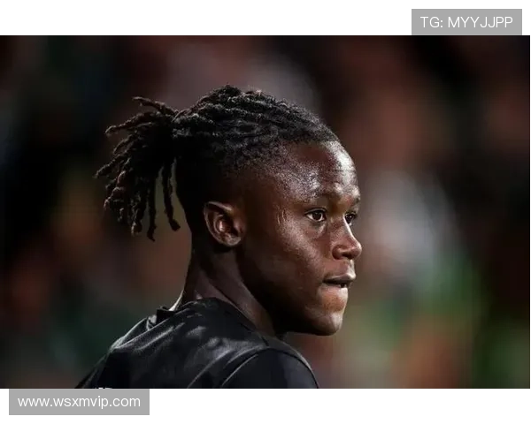 辫子与足球的完美结合揭秘那些有辫子的足球明星的风采与成就